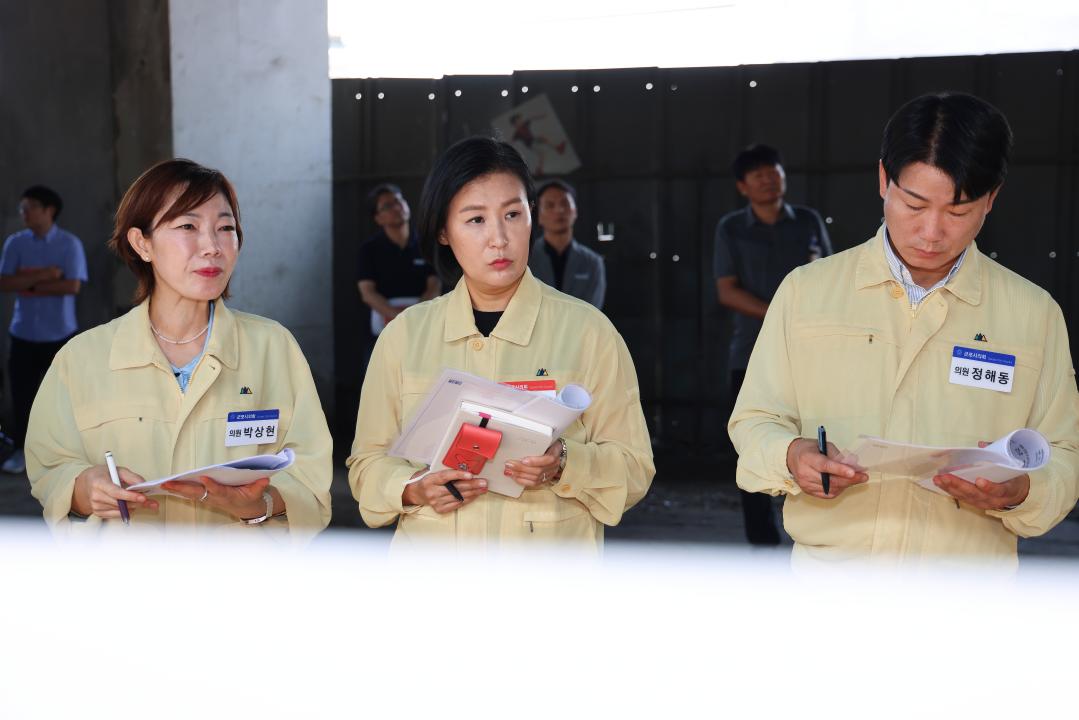 '2026년도 행정사무감사 현장확인(1) - 금정고가교 긴급복구공사 및 긴급 보수보강공사, 당정천 수질오염 등' 게시글의 사진(15) '104A6176.jpg'