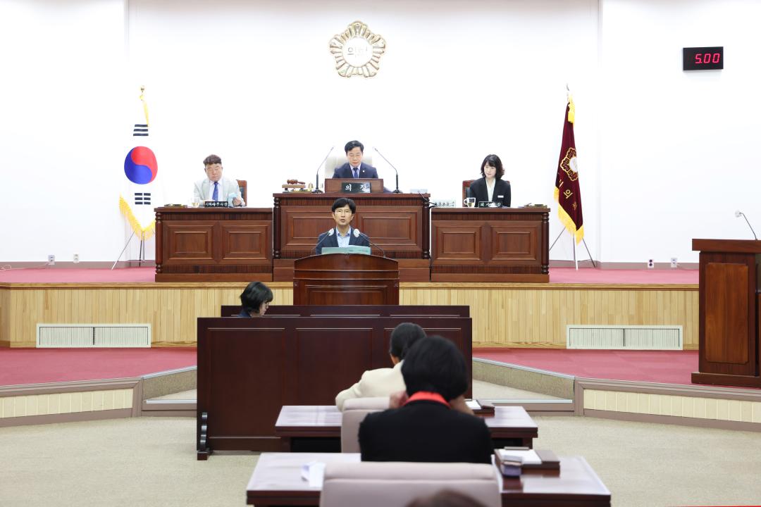 '제282회 군포시의회 제1차 정례회 제1차 본회의' 게시글의 사진(5) '104A7307.jpg'
