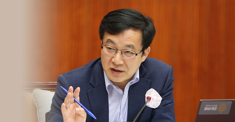 군포시의회 김귀근 의장 사진