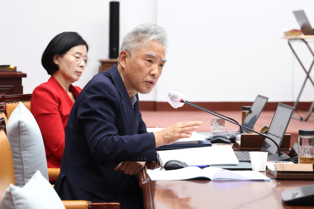 '제283회 군포시의회 임시회 제1차 산업건설위원회' 게시글의 사진(16) '104A0310.jpg'