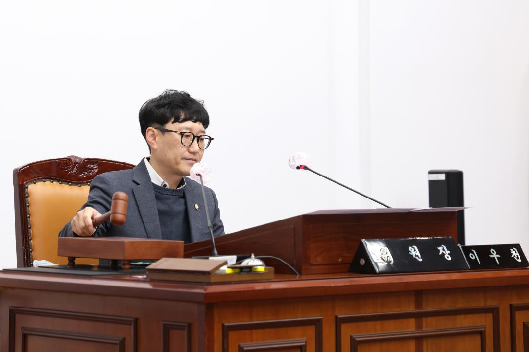 '제283회 군포시의회 임시회 폐회중 제2차 의회운영위원회' 게시글의 사진(4) '104A6675.jpg'