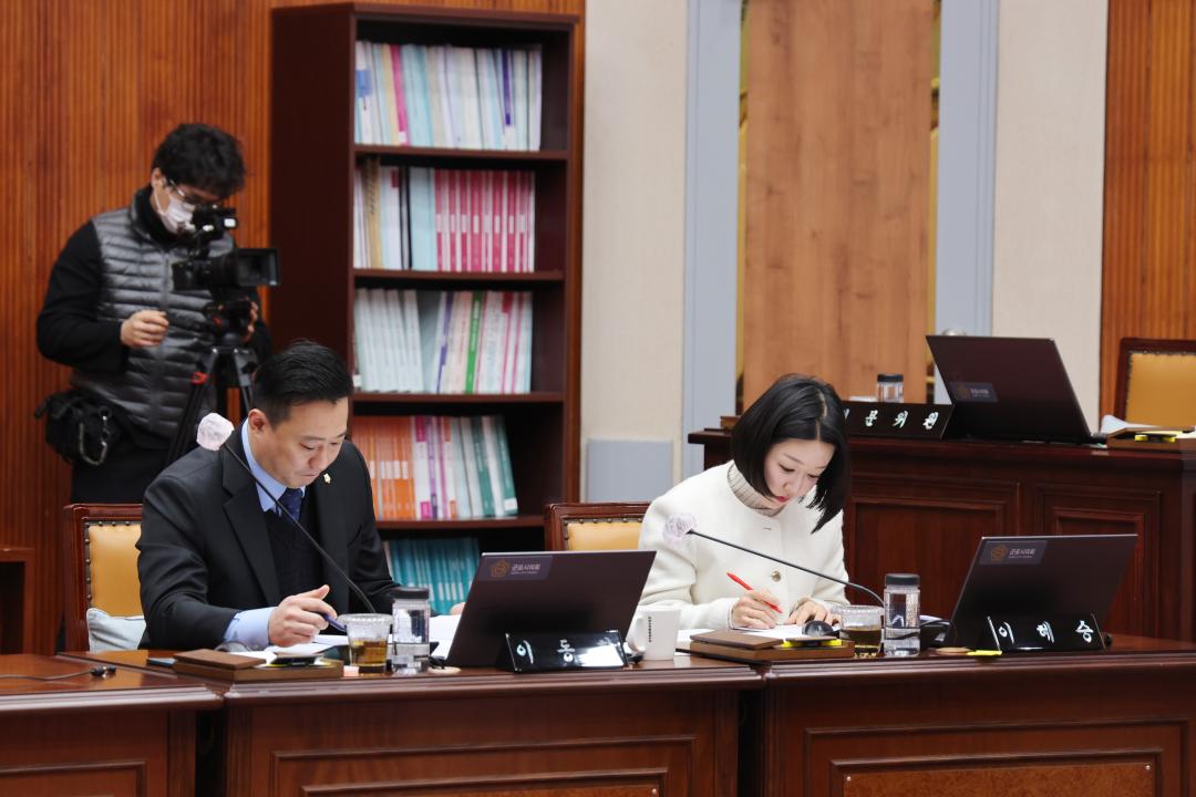 '제280회 군포시의회 임시회 제1차 의회운영위원회' 게시글의 사진(3) '104A3048.jpg'