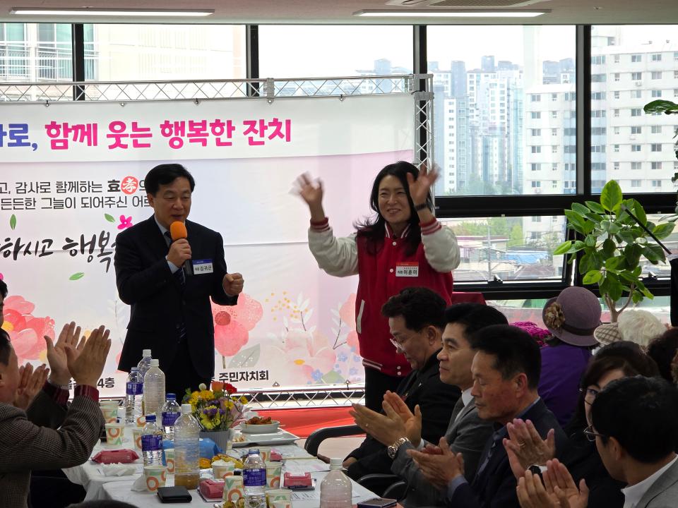 군포시늘푸른노인복지관 개관 10주년 기념행사 <군포실버가요제>