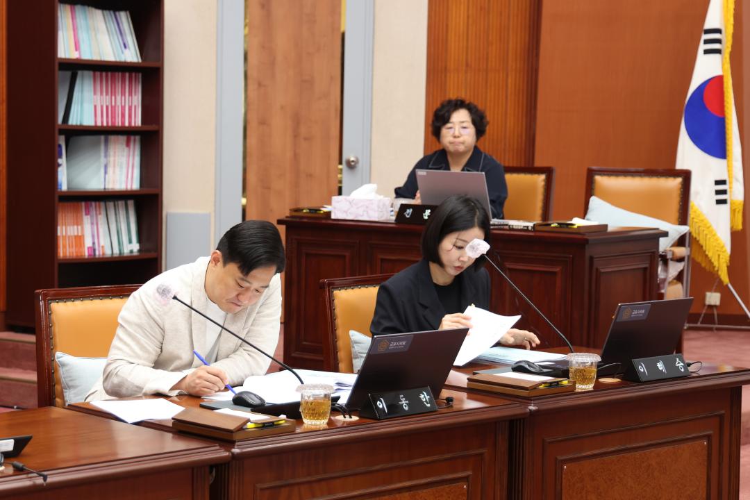 '제283회 군포시의회 임시회 제1차 의회운영위원회' 게시글의 사진(4) '104A9821.jpg'