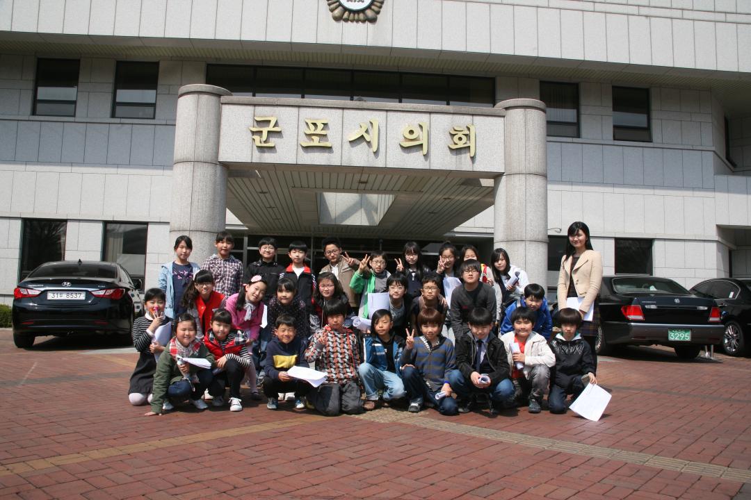'옥천초 모의 의회 사진' 게시글의 사진(8) 'IMG_2531.JPG'