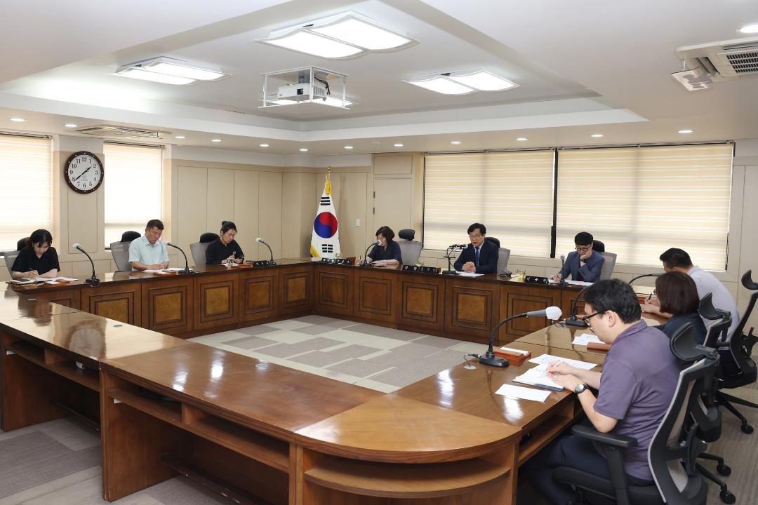 '군포시의회, 운영 전문화로 민생 살리기' 게시글의 사진(3) '군포시의회 의장단 상임위원장단 간담회(2).jpg'